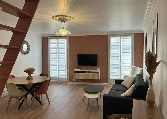 Duplex Climatise Proche Port Toulon